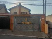 Lindo Sobrado com 3 dormitórios sendo 1 Suíte e 5 vagas...