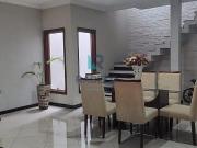 Lindo Sobrado de 3 dormitórios à venda em Lorena SP