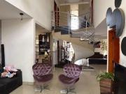 Lindo Sobrado Jardins Madri. Casa em Condomínio com 3...