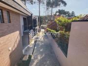 Lindo Sobrado, novo no santa candida em condomínio com 3...