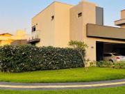 Lindo Sobrado Portal do Sol 2 Casa em Condomínio com 4...