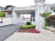 Lindo sobrado triplex localizado no bairro Jardim das...