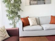 Lindo y amplio depto amoblado metro alcántara