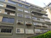 LINDO Y CÓMODO APARTAMENTO EN ALQUILER EN ALTAMIRA