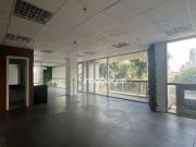 Lindos Conjuntos ao lado da EstaÃ§Ã£o de MetrÃ Faria Lima