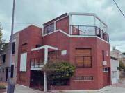 Casa  e/venta,5ambt,Liniers,excelente estado,...