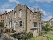 Linthwaite, Causeway Side, Huddersfield, 3 Bedroom End
