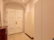 LINZ: Traumhafte Altbauwohnung mit riesen Raumhöhe