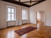 LINZ: Traumhafte Altbauwohnung mit riesen Raumhöhe