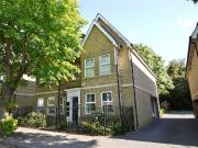 Lions Row, Avenue Road, Brentwood, Essex CM14, 1 bed...