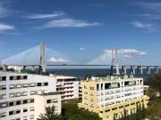 Lisboa Apartamento T2 com Varanda vista Rio no Parque...