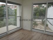 LISBOA / LUMIAR: Condomínio Luxo. Apartamento de 3...