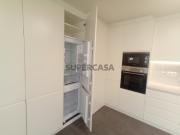 LISBOA / LUMIAR: Condomínio do Paço. T2 inserido num...