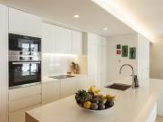 Lisbon Garden Townhouse by Cadenzalux