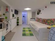 Lisbon Lisbon 2775 44550184