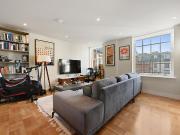 Lisgar Terrace, London W14, 2 bed flat to rent, £2,999...