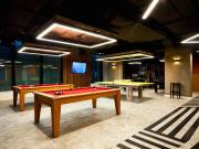 Lite AO Has an Apartment