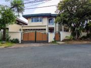 LIVABLE HOUSE FOR SALE IN ALABANG HILLS, ALABANG,...