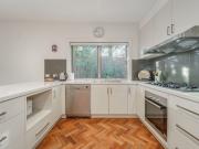 Live in a Prime Mount Waverley Pocket