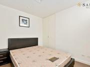 Live in Luxury: Modern Fully Furnished Apartment with...