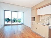 LIVE IN LUXURY | ORACLE APARTMENTS