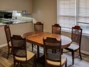 Live in Morrow, a 3 mins drive to transit stop Jon