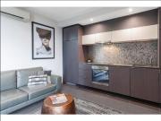 Live in Style: Chic 1 Bedroom Apartment in Southbank!