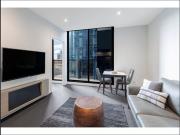 Live in Style: Chic 1 Bedroom Apartment in Southbank!