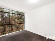 Live in style in the Domain precinct