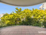 Live in the heart of South Yarra