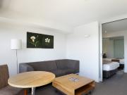 LIVE ON ST KILDA RD ENJOY SPECTACULAR VIEWS *THIS...
