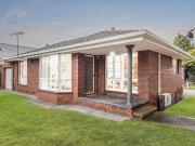 Live or Invest in Central Bayside Pocket