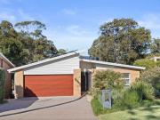 A High End Lakeside Retreat in One of Lake...