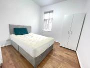 Liverpool Road, Manchester M30, 4 bed semi detached...