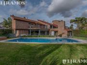 LJ RAMOS | VENDE | CASA EN CAMPO CHICO, PILAR | LUMINOSA...