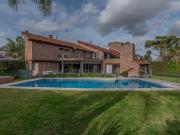LJ RAMOS | VENDE | CASA EN CAMPO CHICO, PILAR | LUMINOSA...