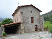 LLUEVA
