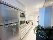 LocaÃ§Ã£o anual: 2 dormitÃ³rios / mobiliado / quadra mar