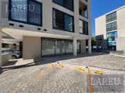 Local 46 Plaza, Agora Uno Pilar