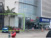 Local a nivel de calle en renta en Santa Fe, Cuajimalpa...