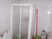 Local acondicionado, de 110 m2, tiene cuatro estancias,...