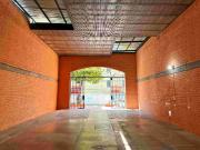 Local Amplio En Arriendo Barrio El Peñon
