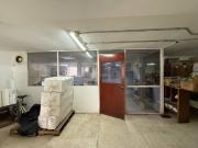 Local + Apartamento en Venta en Los Chaguaramos