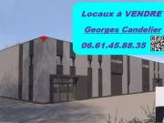 local artisanal ou local industriel à vendre PERONNAS 01