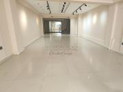 Local avec Tous commerces 160m2 Maarif