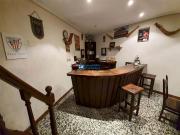 Local, Basauri
