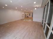 Local, Blanes