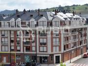 Local, Colindres
