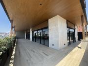 LOCAL COMERCIAL #1 con LA MEJOR UBICACIÓN en PLANTA BAJA...