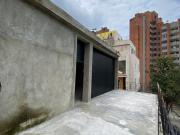 SE ARRIENDA LOCAL COMERCIAL EN GRANADA